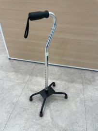 네발 지팡이