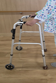 실내용워커